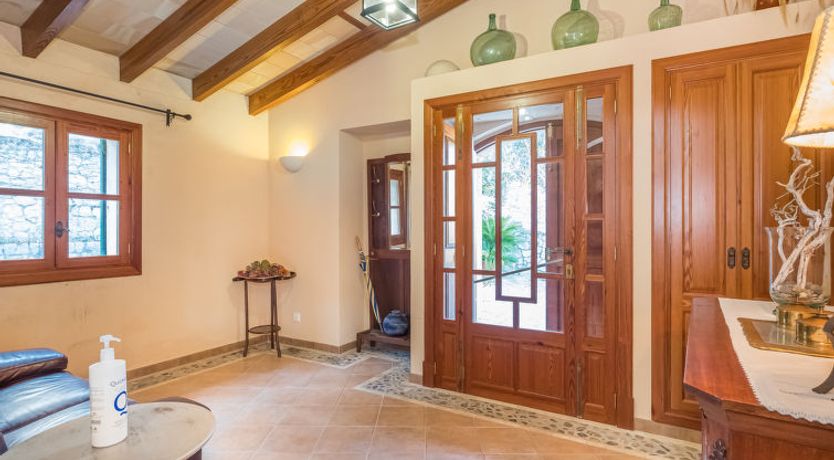 Photo of Es Barracar