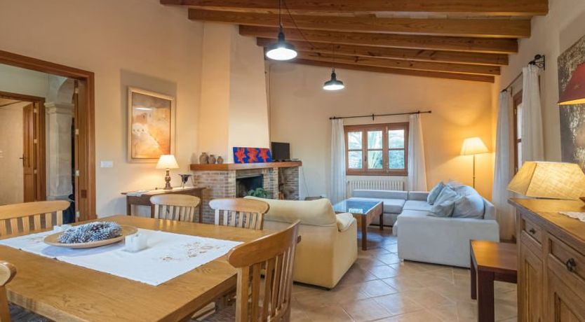 Photo of Es Barracar