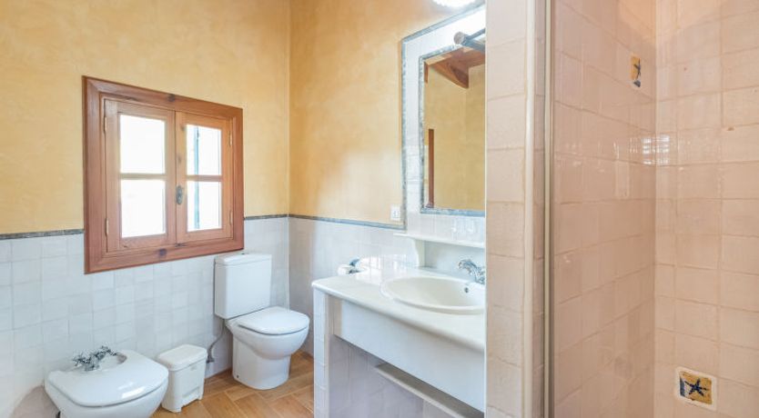 Photo of Es Barracar