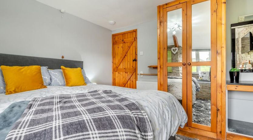 Photo of 2 Bed in Menheniot