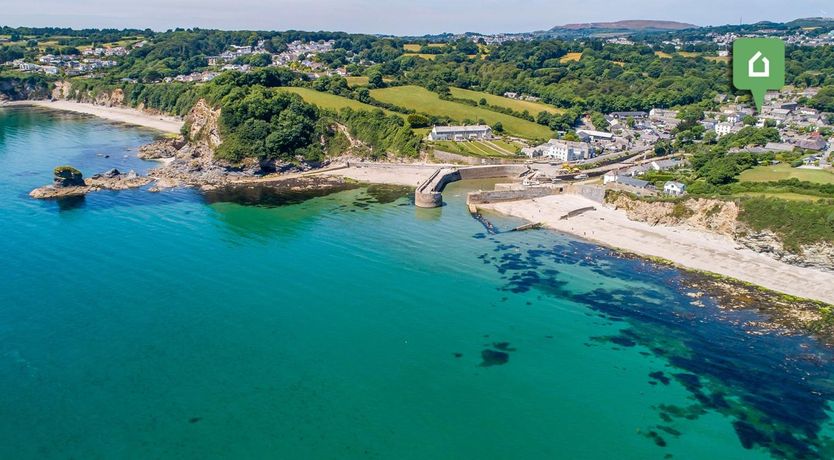 Photo of 1 Bed in St. Austell