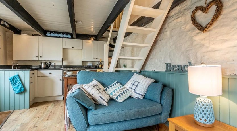 Photo of 1 Bed in St. Austell