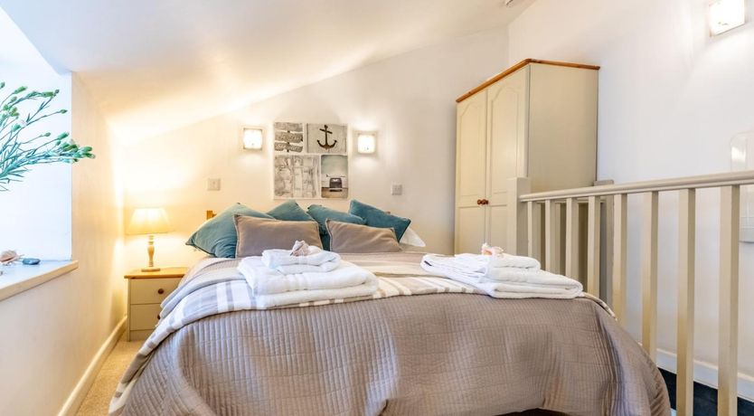 Photo of 1 Bed in St. Austell