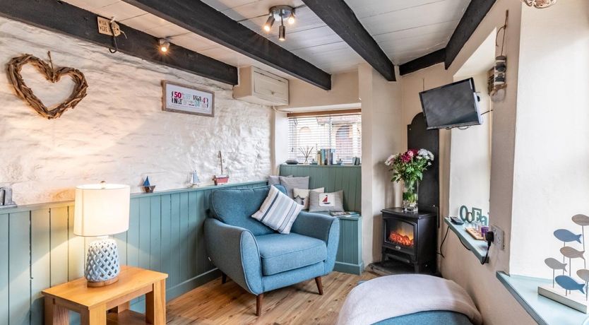 Photo of 1 Bed in St. Austell