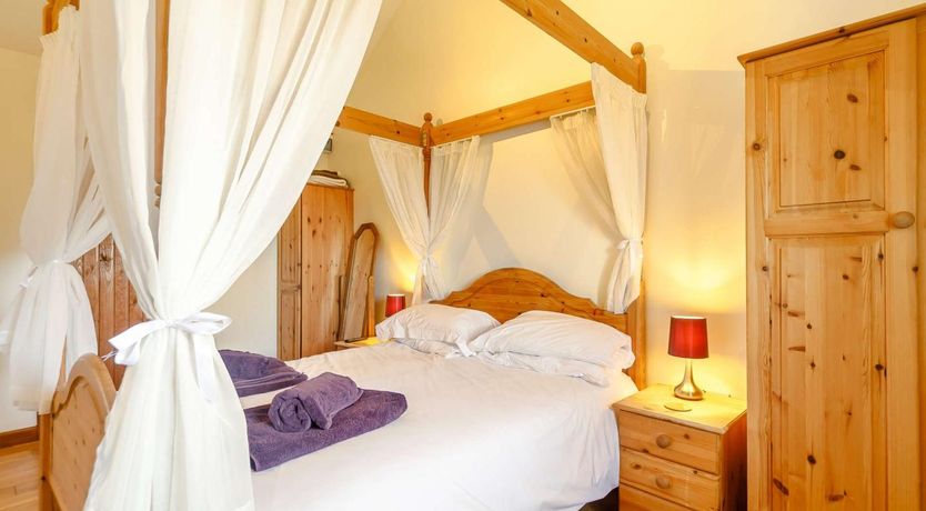 Photo of 1 Bed in Penzance