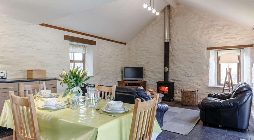 Photo of 2 Bed in Cambrose