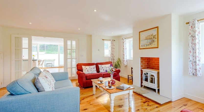 Photo of 4 Bed in West Lulworth