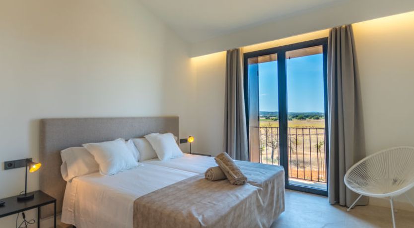 Photo of Can Navarro