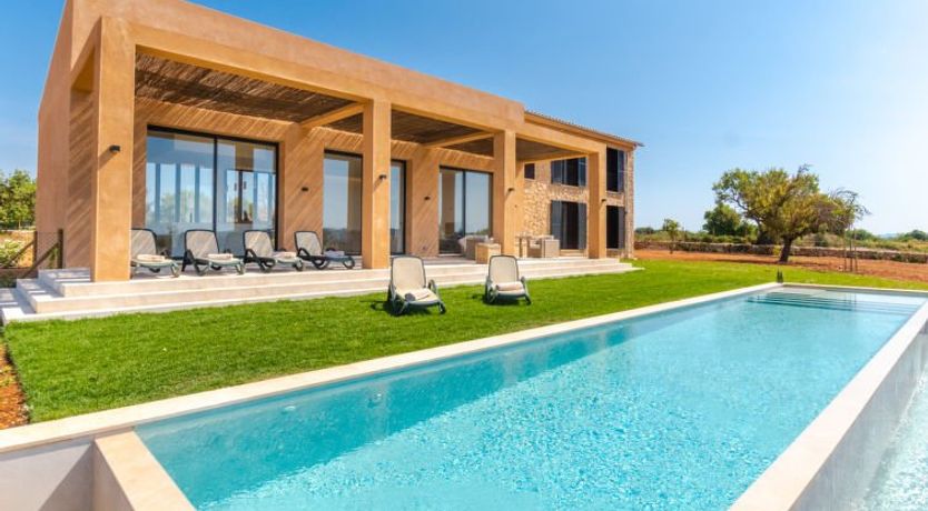 Photo of Can Navarro