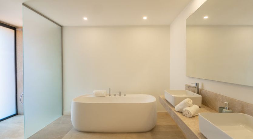 Photo of Can Navarro