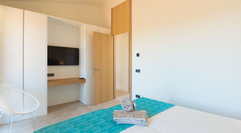 Photo of Can Navarro