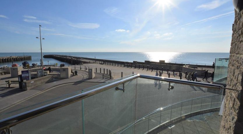 Photo of in West Bay (PEBBA)