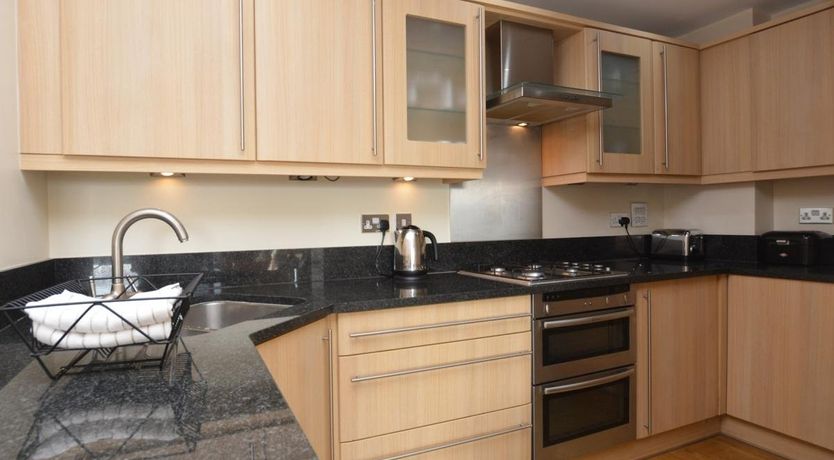 Photo of 2 Bed in West Bay