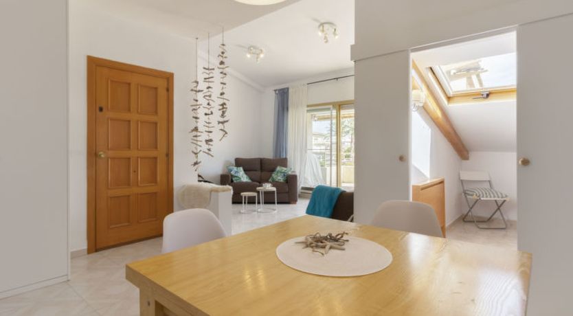 Photo of Euro Golden