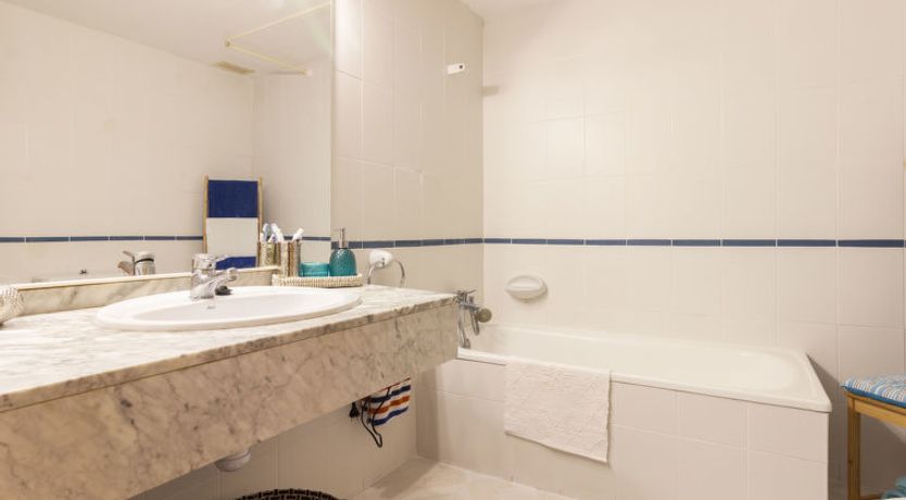 Photo of Euro Golden