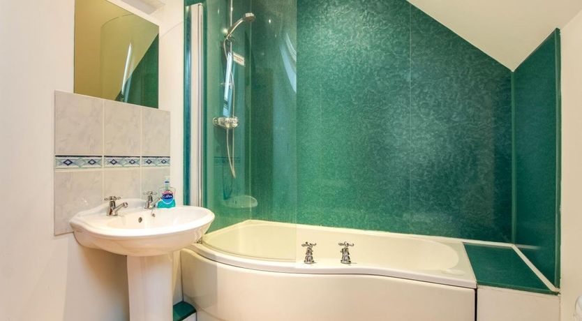 Photo of 3 Bed in Folke