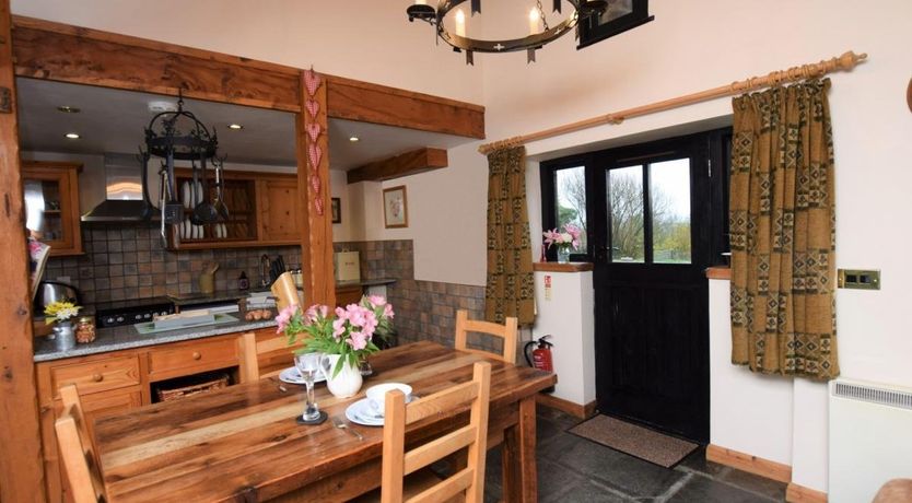 Photo of 1 Bed in Shebbear