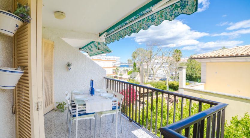 Photo of Los Girasoles