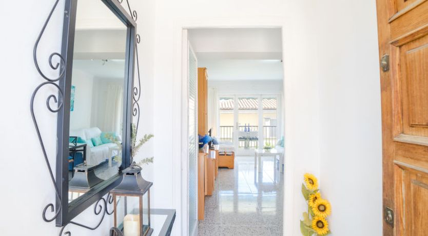 Photo of Los Girasoles