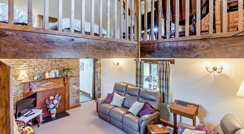 Photo of 3 Bed in Frithelstock