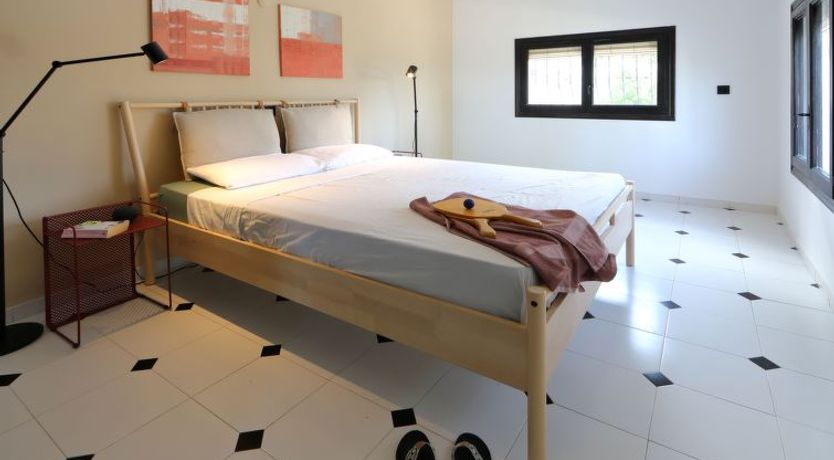 Photo of Isla Bonita