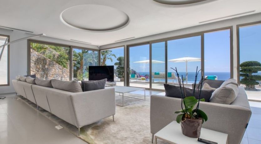 Photo of Emma on the Roc