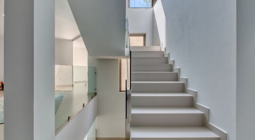 Photo of Emma on the Roc