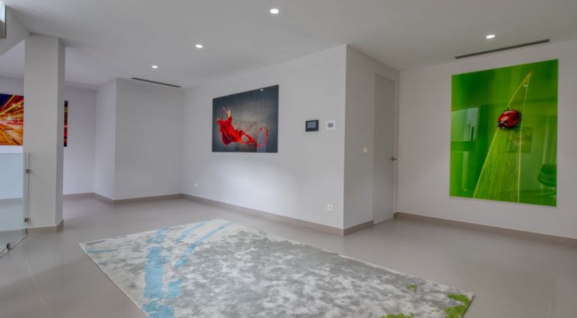 Photo of Emma on the Roc