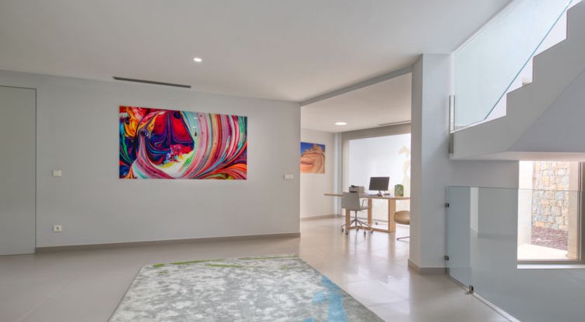 Photo of Emma on the Roc