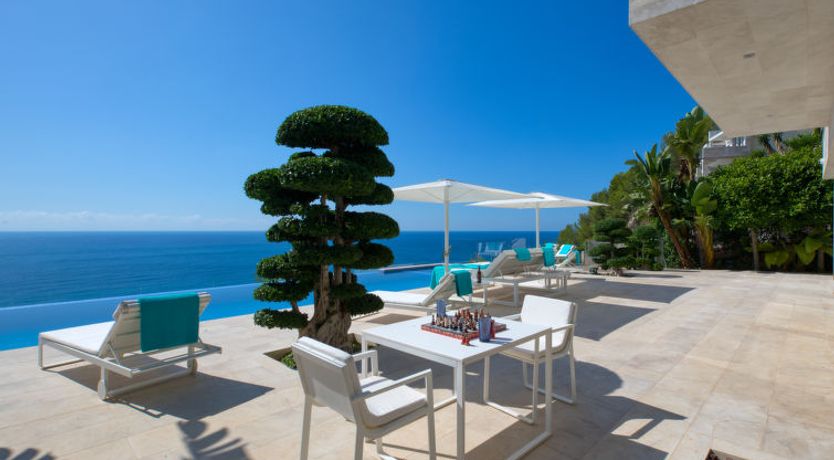 Photo of Emma on the Roc