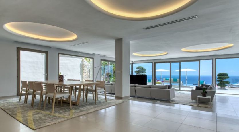 Photo of Emma on the Roc