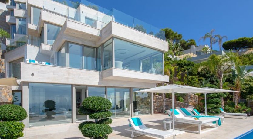 Photo of Emma on the Roc