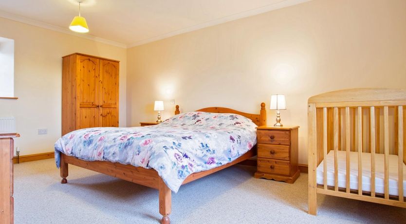 Photo of 3 Bed in Helston