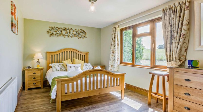 Photo of 2 Bed in South Molton