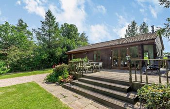 Log Cabin in North Devon Holiday Cottage