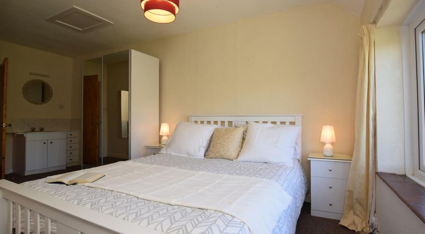 Photo of 1 Bed in Kilve