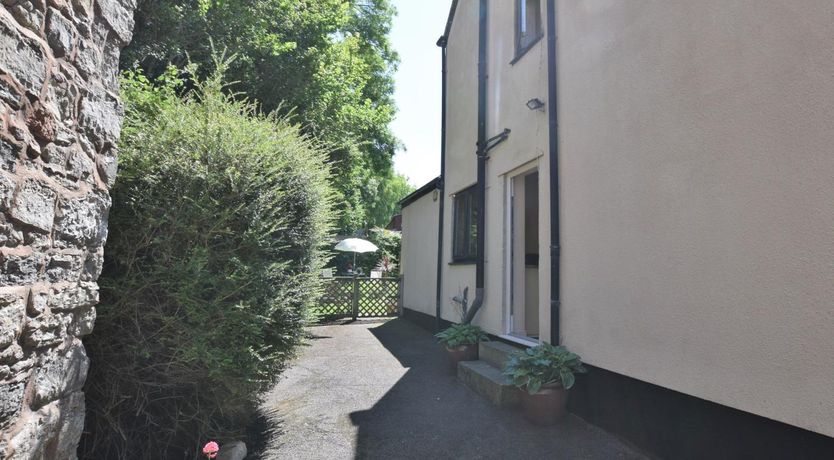 Photo of 1 Bed in Kilve