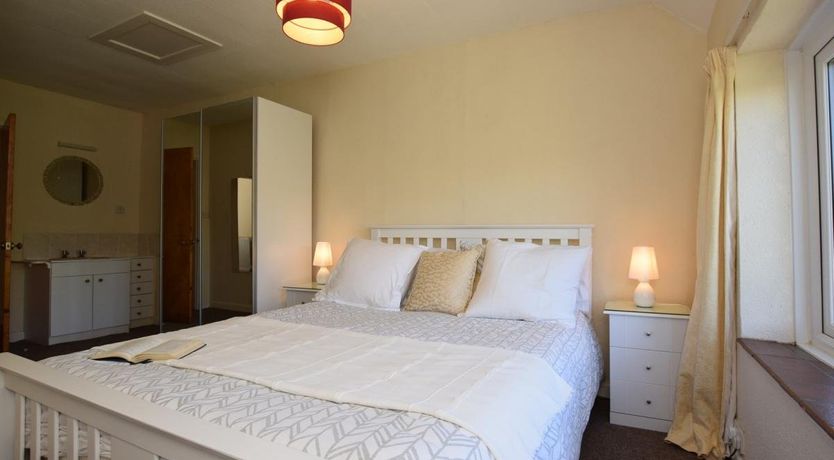 Photo of 1 Bed in Kilve