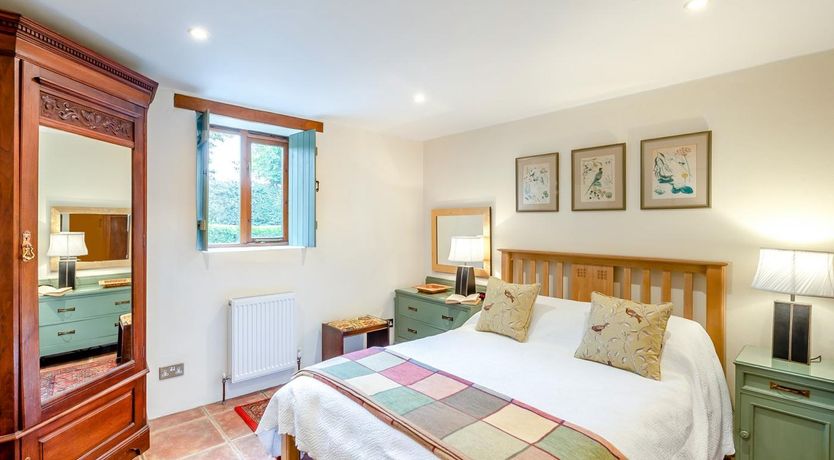 Photo of 5 Bed in Torrington