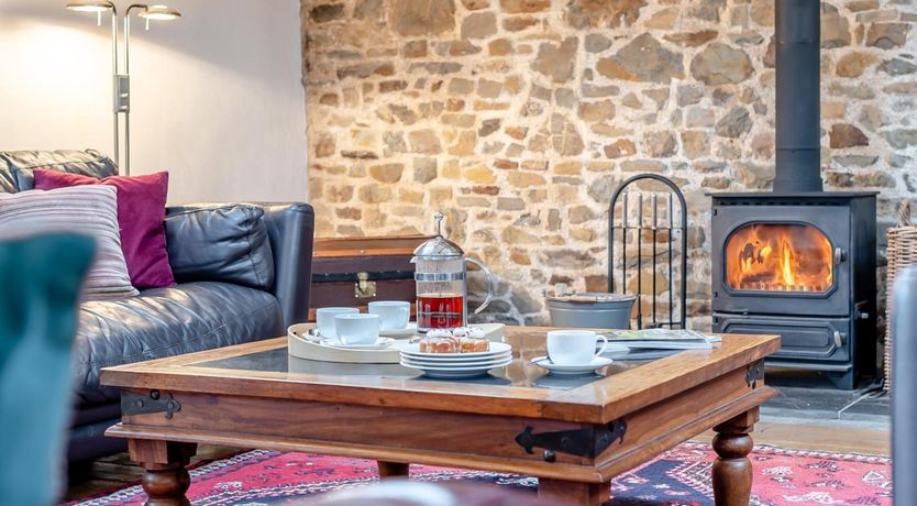 Photo of 5 Bed in Torrington