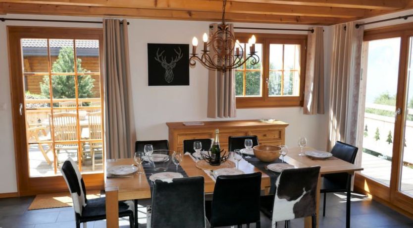 Photo of Le Muveran V8