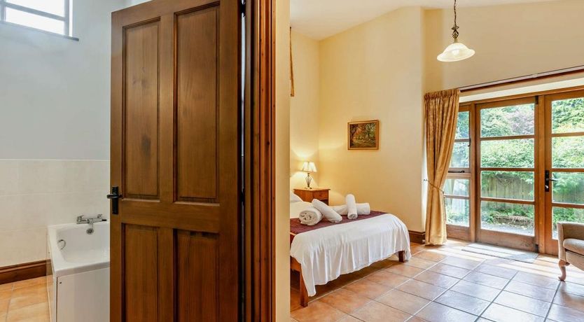 Photo of 1 Bed in South Molton