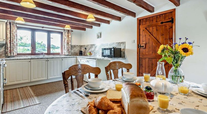 Photo of 4 Bed in Holsworthy