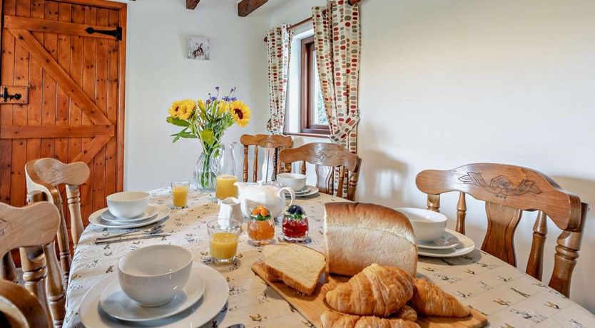 Photo of 4 Bed in Holsworthy