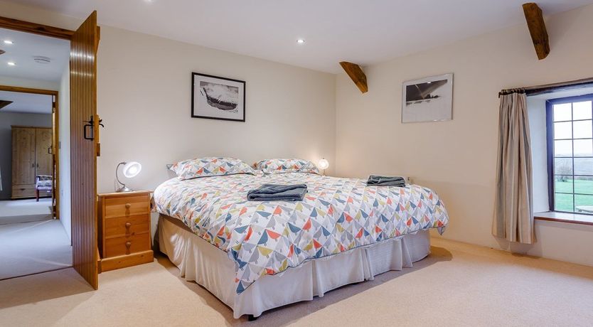 Photo of 4 Bed in Beaford