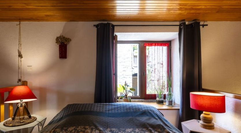 Photo of Le Rouge Borne