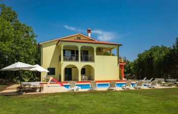 Villa Tanne Holiday Home
