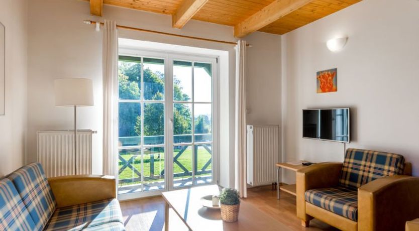 Photo of Holiday Hill 38