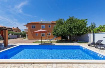 VIlla Eldina Holiday Home