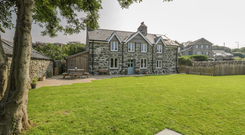 Photo of Tyn Ffynnon